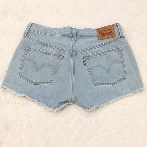 Levi’s 501 W28 (US 6/7) Denim Womens Shorts Irregular High Rise Luxor 56327-0113 - Picture 6 of 13